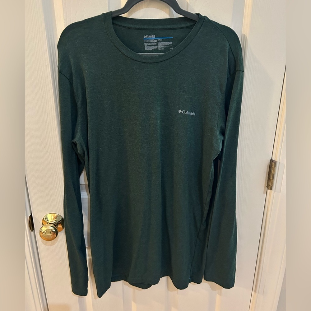 Columbia Men's Green Long Sleeve Tee